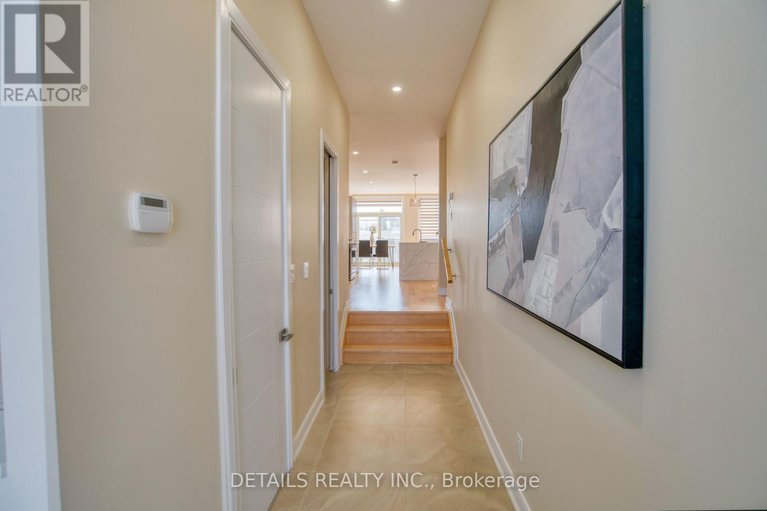 29664784/992-baseline-road-e/city-viewskylinefisher-heightsparkwood-hills/ottawa/ontario/K2C0A5_4