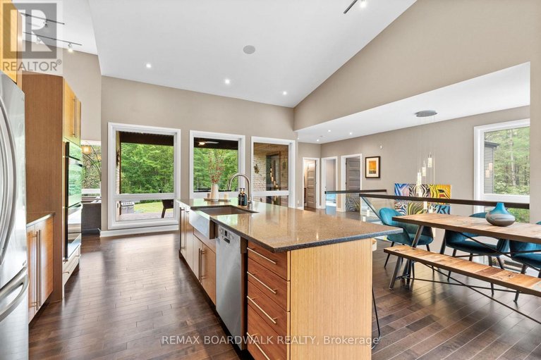 29343287/108-edith-margaret-place/huntley-ward-north-east/ottawa/ontario/K2W1A8_14