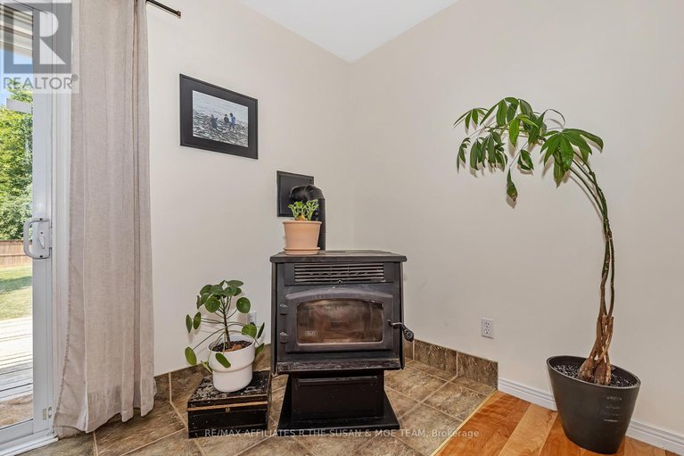 28705053/12305-ormond-road/north-dundas-winchester-twp/north-dundas/ontario/K0C2K0_13
