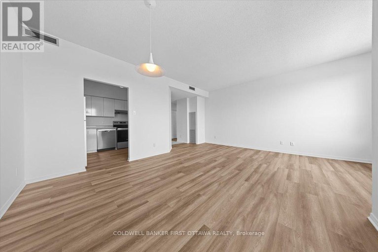 29430525/1403-215-parkdale-avenue/mechanicsville/ottawa/ontario/K1Y4T8_15