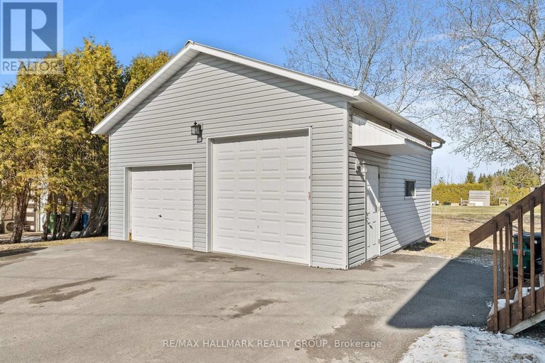 29573198/2431-dunning-road/cumberland-west/ottawa/ontario/K4C1L8_26