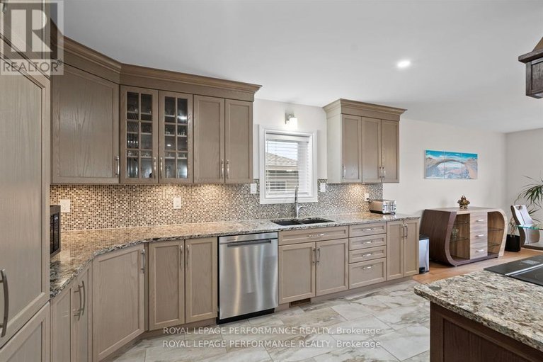 29462956/55-dale-street/long-sault/south-stormont/ontario/K0C1M0_10