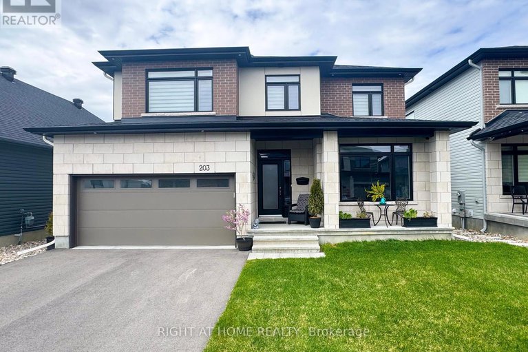 28645358/203-osterley-way/stittsville-south/ottawa/ontario/K2S2N6_1
