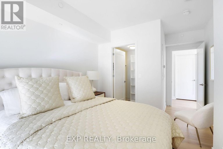 29397410/810-485-richmond-road/westboro-west/ottawa/ontario/K2A3W9_24