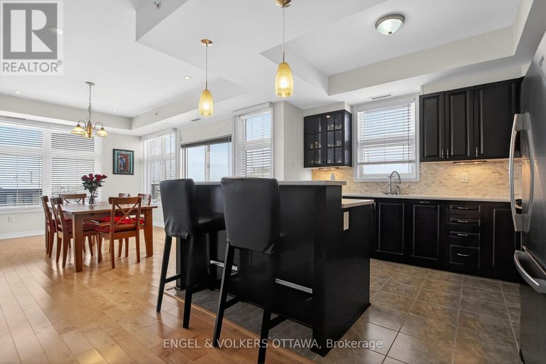 29654518/401-399-bayrose-drive-w/strandherd/ottawa/ontario/K2J5W3_12