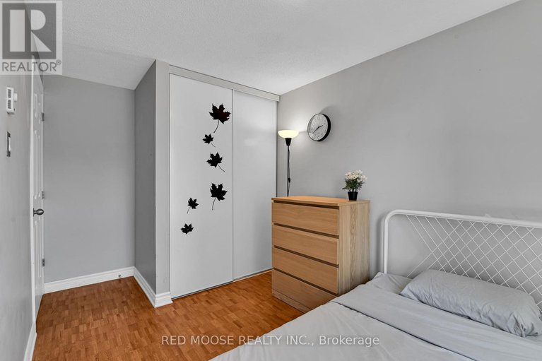 29636677/18-1250-mcwatters-road/queensway-terrace-southridgeview/ottawa/ontario/K2C3P5_32