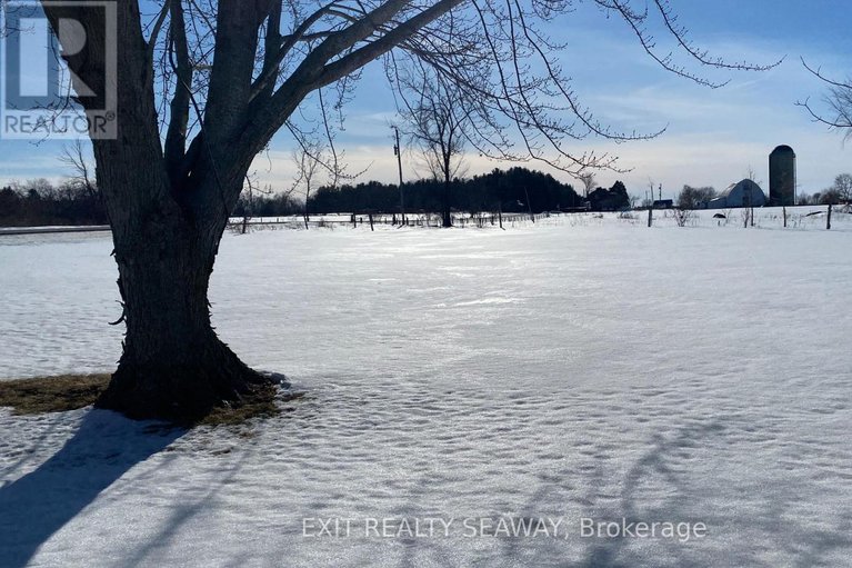 29385962/16825-county-rd-15-road/moose-creek/north-stormont/ontario/K0C1W0_33