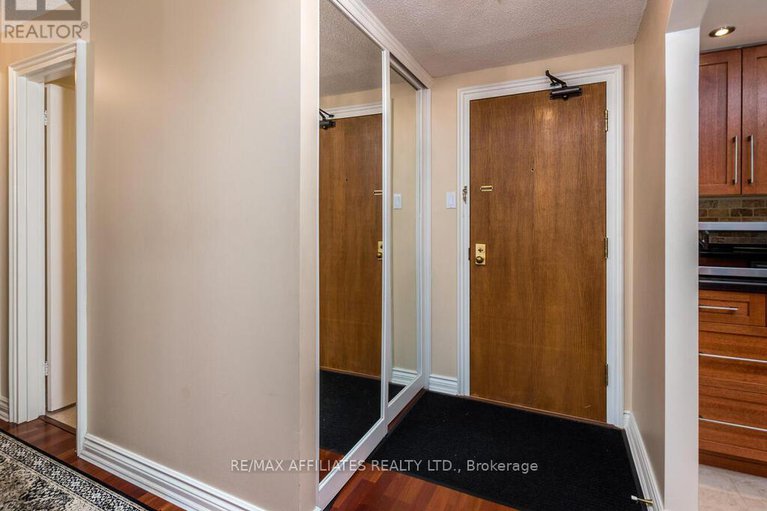 28251371/914-80-sandcastle-drive/leslie-park/ottawa/ontario/K2H9E7_4