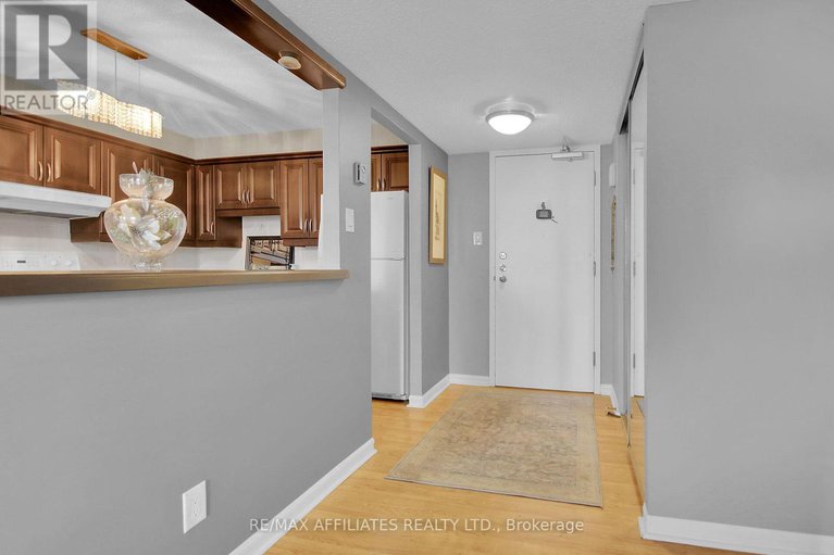 28339810/u303-200-lafontaine-avenue/vanier/ottawa/ontario/K1L8K8_5