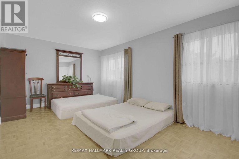 29220423/1-1821-walkley-road/urbandale-acres/ottawa/ontario/K1H6X9_24