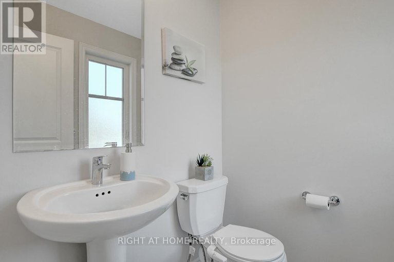 28656845/674-putney-crescent/stittsville-south/ottawa/ontario/K2S2N7_9