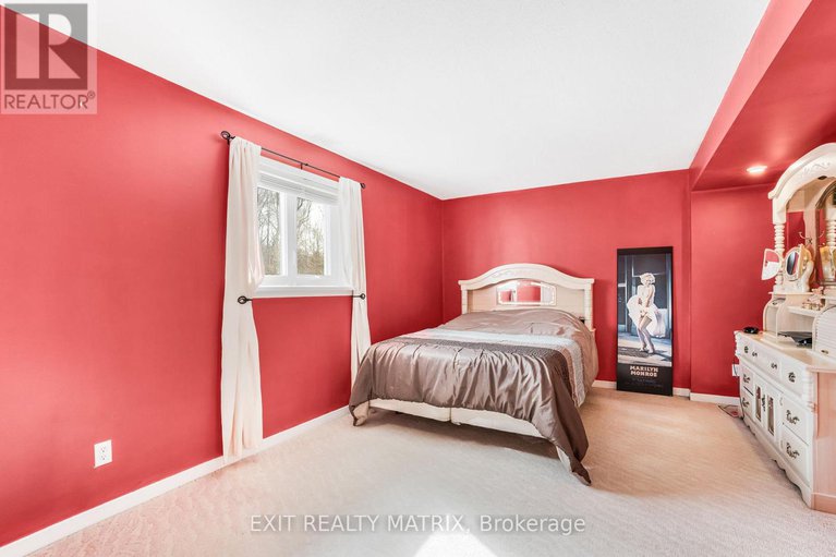 28103787/732-pattee-road/champlain-twp/champlain/ontario/K6A0G1_25