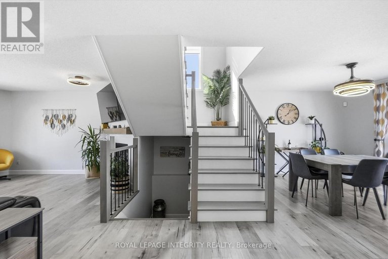 29413615/36-frontenac-boulevard/embrun/russell/ontario/K0A1W0_18