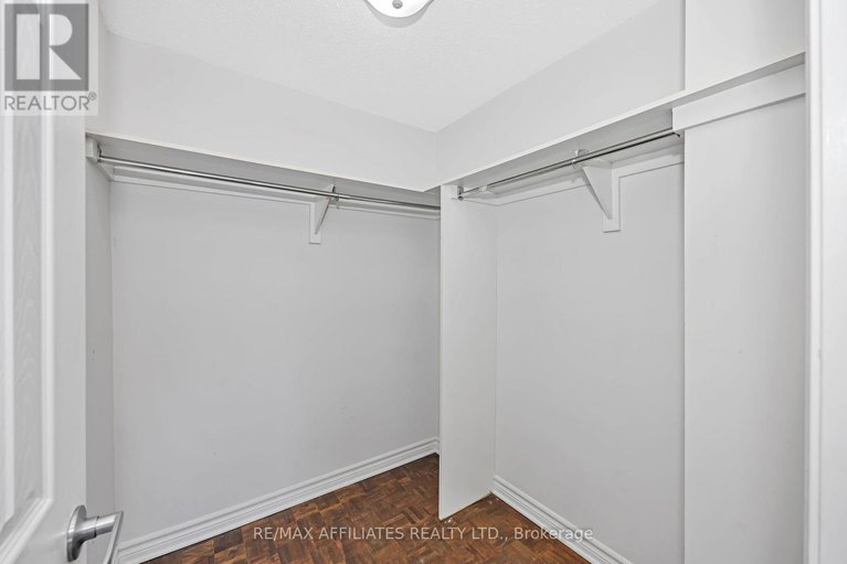 28512908/67-392-garden-glen-private/meadowlandscrestview/ottawa/ontario/K2G1E4_26