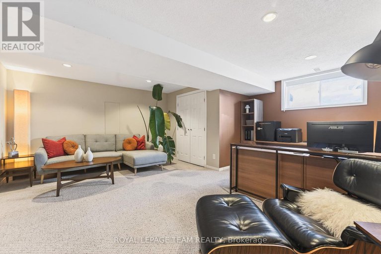 29446610/242-opus-street/emerald-meadowstrailwest/ottawa/ontario/K2S0J1_82