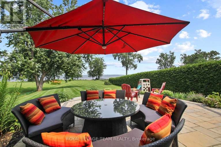 29015605/259-grandview-road/crystal-bayrocky-point/ottawa/ontario/K2H8B9_47