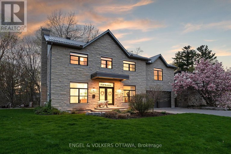 28371373/15-camwood-crescent/arlington-woods/ottawa/ontario/K2H7X1_2