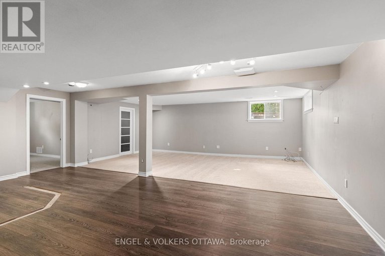 28760668/98-anfield-crescent-e/barrhaven-east/ottawa/ontario/K2G7B7_34
