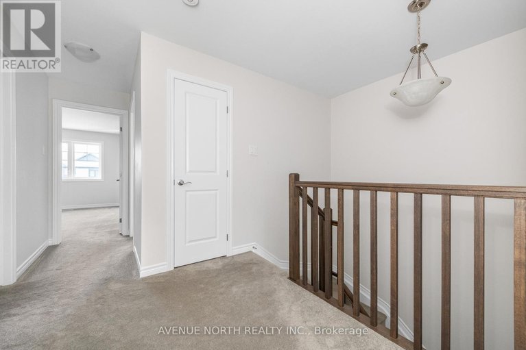 28972709/1024-kijik-crescent/blossom-parkkemp-parkfindlay-creek/ottawa/ontario/K1X0G9_23