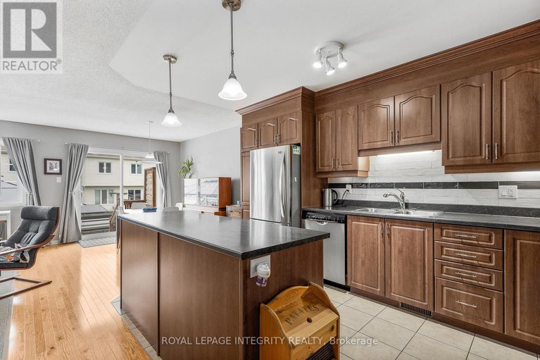 29054392/216-eliot-street/town-of-rockland/clarence-rockland/ontario/K4K0E6_6