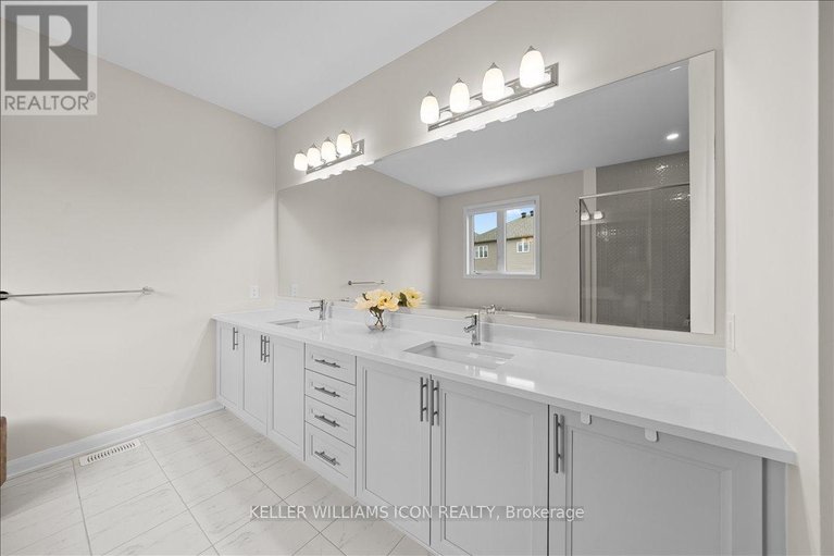 29577044/352-cloyne-crescent/half-moon-bay/ottawa/ontario/K2J6W4_28