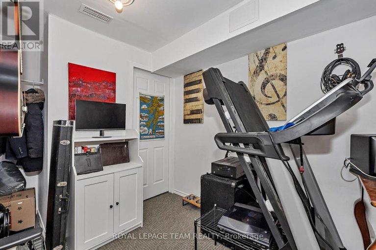 28967262/430-haresfield-court/riverside-southgloucester-glen/ottawa/ontario/K4M0B6_39