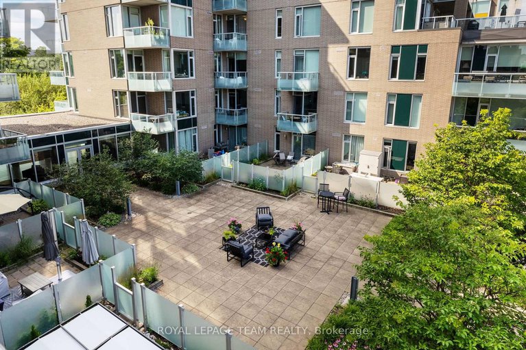 28487683/413-575-byron-avenue/mckellarhighland/ottawa/ontario/K2A1R7_30
