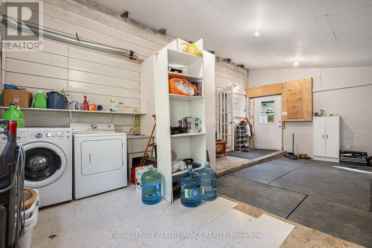 28244627/3383-champlain-street/clarencerockland-twp/clarence-rockland/ontario/K0A1E0_35