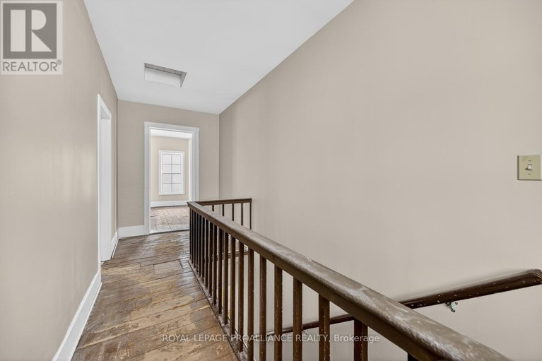 29478748/5-water-street/north-grenville-twp-kemptville-south/north-grenville/ontario/K0G1S0_21