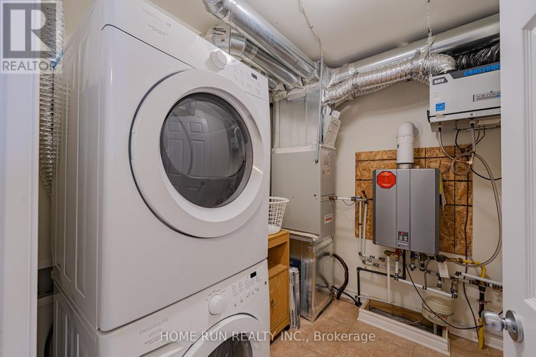 29675108/20-12-argent-private/morgans-grantsouth-march/ottawa/ontario/K2K0H2_33