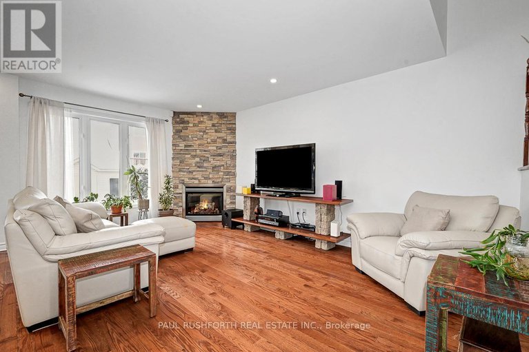 29301136/421-jasper-crescent/town-of-rockland/clarence-rockland/ontario/K4K0C8_6