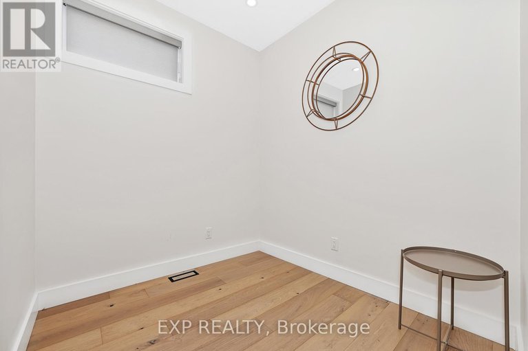 28765290/4a-huron-avenue-n/ottawa-west/ottawa/ontario/K1Y0V9_23