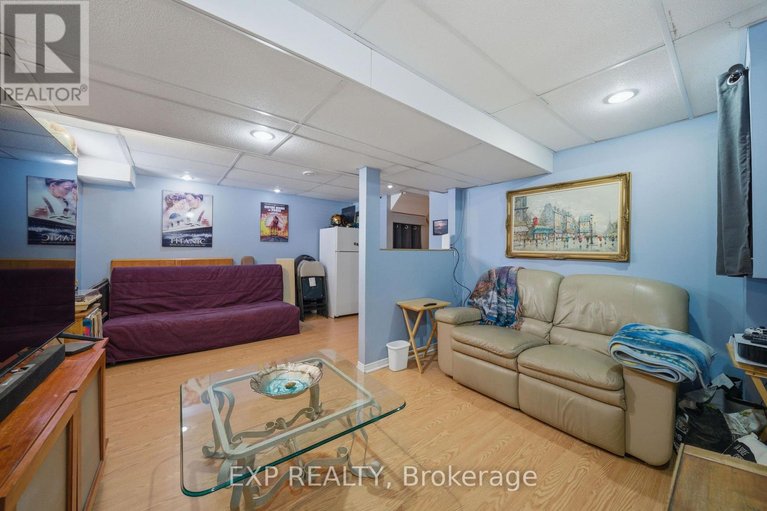 29466998/296-bonavista-street/town-of-rockland/clarence-rockland/ontario/K4K1N8_29