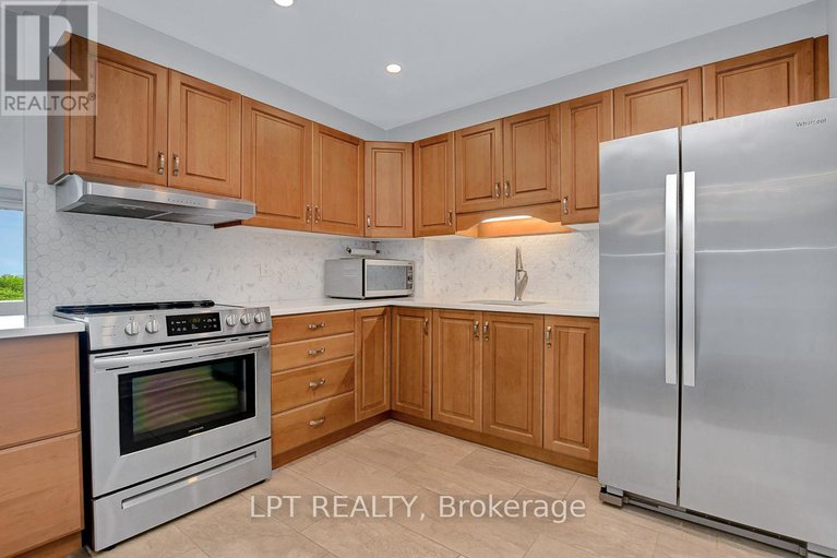28834733/807-1100-ambleside-drive/woodroffe/ottawa/ontario/K2B8G6_21