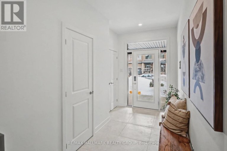 29431770/1126-spoor-street/rural-kanata-central/ottawa/ontario/K2W0N4_8