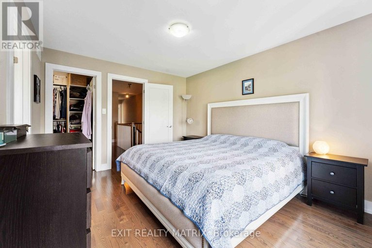 29666799/97-queen-mary-street/overbrookcastle-heights/ottawa/ontario/K1K1X6_25