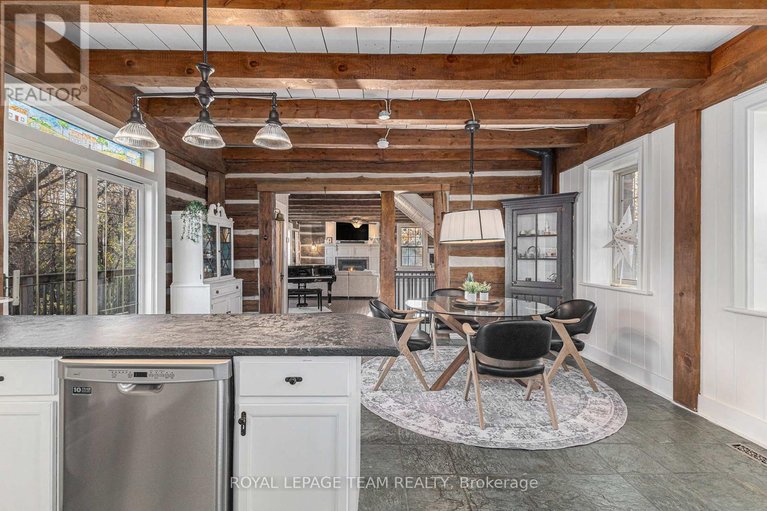 29613152/140-creek-drive/fitzroy/ottawa/ontario/K0A1X0_15