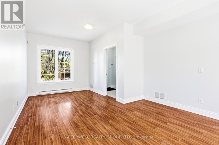 29643563/54-christie-street/west-centre-town/ottawa/ontario/K1R0A9_7