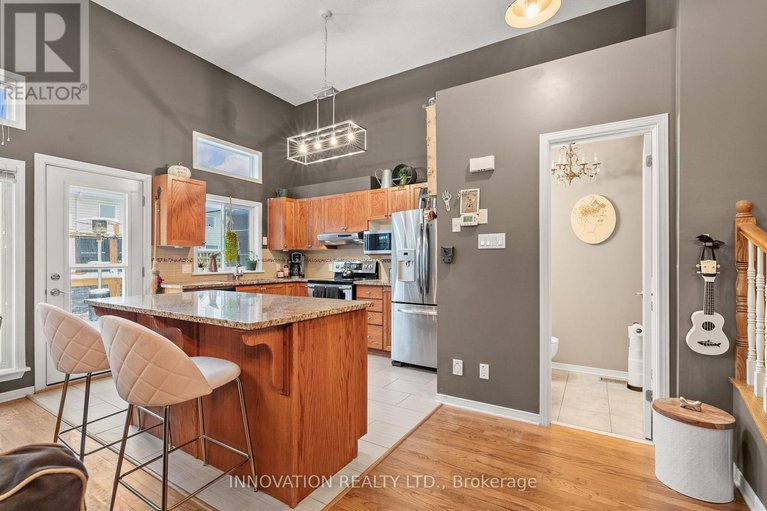 29251701/246-gladeview-private/upper-hunt-club/ottawa/ontario/K1T4A7_13