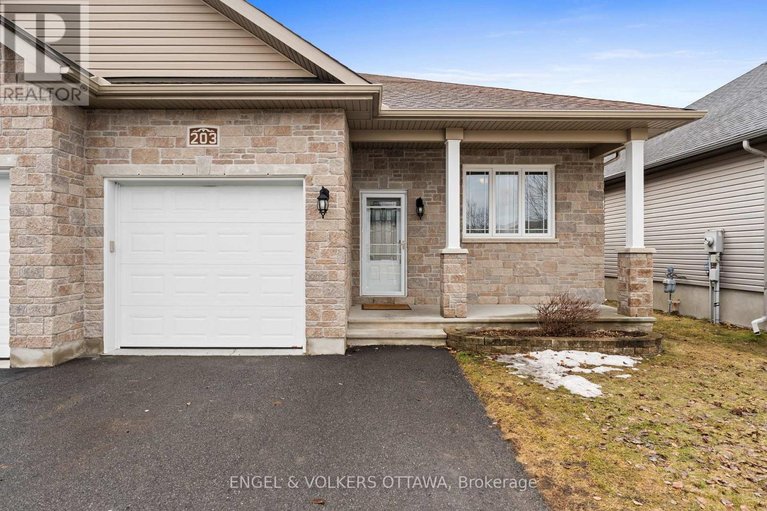 29579169/203-belfort-street/embrun/russell/ontario/K0A1W0_3