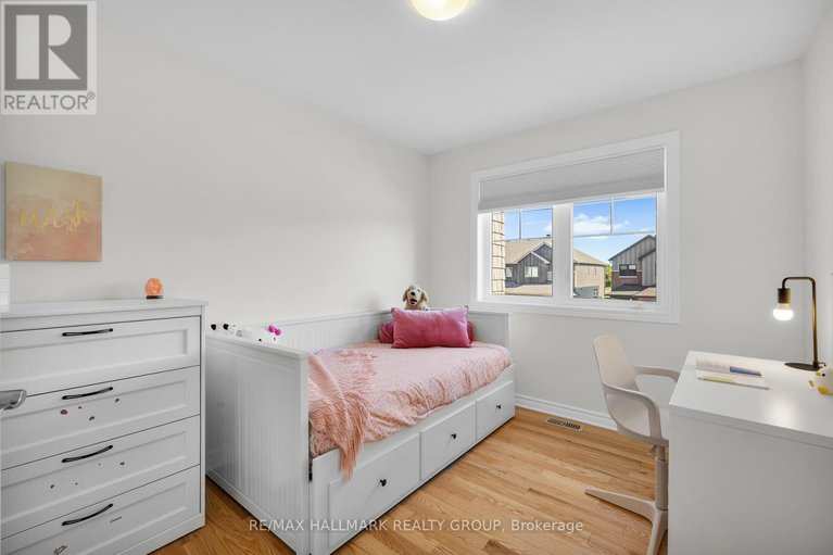28811432/617-fisher-street/north-grenville-twp-kemptville-south/north-grenville/ontario/K0G1J0_35