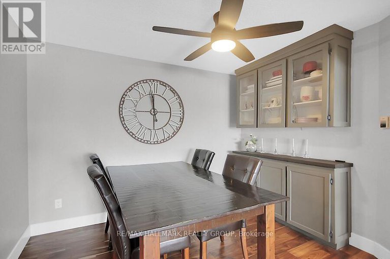 28580775/2201-1081-ambleside-avenue/woodroffe/ottawa/ontario/K2B8C8_12