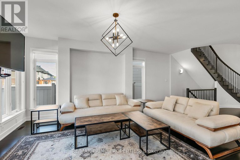 29225023/249-fountainhead-drive/mer-bleuebradley-estatesanderson-park/ottawa/ontario/K1W0H4_8