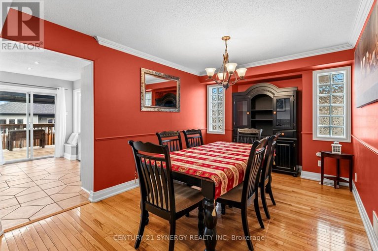 29678242/207-stiver-street/village-of-russell/russell/ontario/K4R1G9_9
