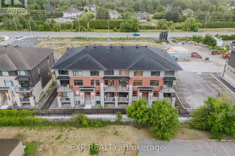 28765726/827-silhouette-private/cedargrovefraserdale/ottawa/ontario/K2J4S3_1