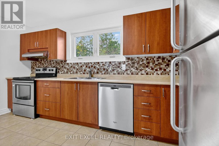 28910924/1456-larose-avenue/carlington/ottawa/ontario/K1Z7X8_12