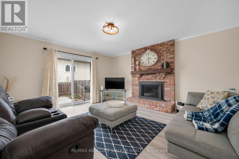 29601665/21-pattermead-crescent/hunt-clubwestern-community/ottawa/ontario/K1V0A1_14