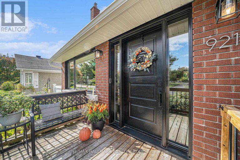 28972487/921-wingate-drive/elmvale-acresurbandale/ottawa/ontario/K1G1S6_3