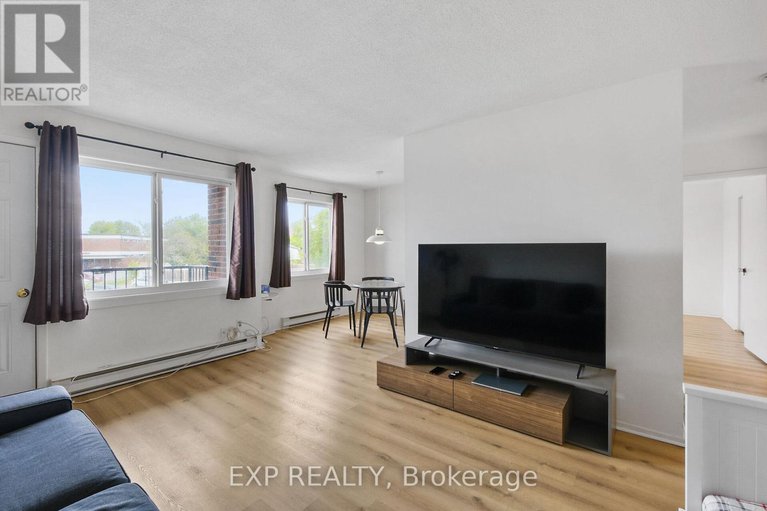 28348903/305b-2041-arrowsmith-drive/beacon-hill-south/ottawa/ontario/K1J7V7_9