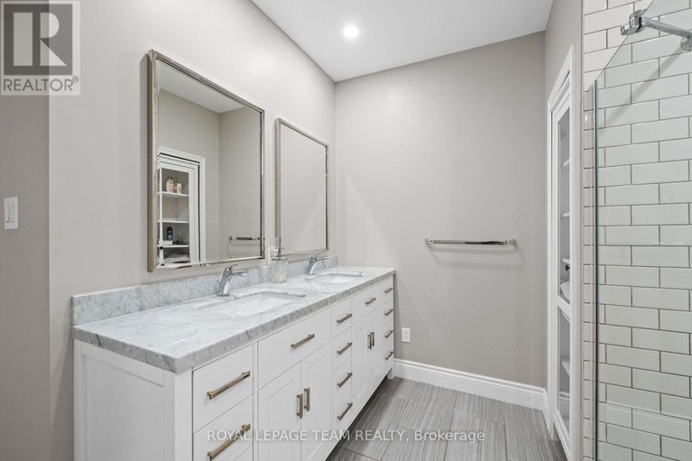 29638185/1342-revell-drive/manotick-village-manotick-estates/ottawa/ontario/K4M1K8_44